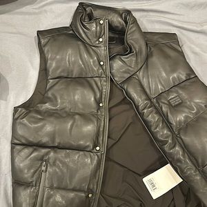 Frame Plaque Quilted Leather Vest Size Small